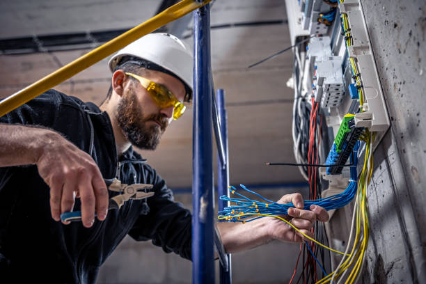 Best Affordable Emergency Electrician  in St James, MN